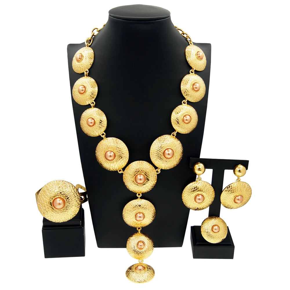 gold nig pendant round necklace