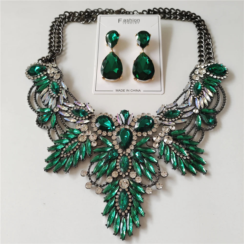 Boho Multicolor Leaf Choker green