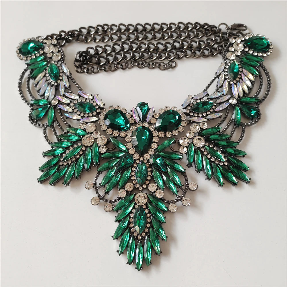 Boho Multicolor Leaf Choker green