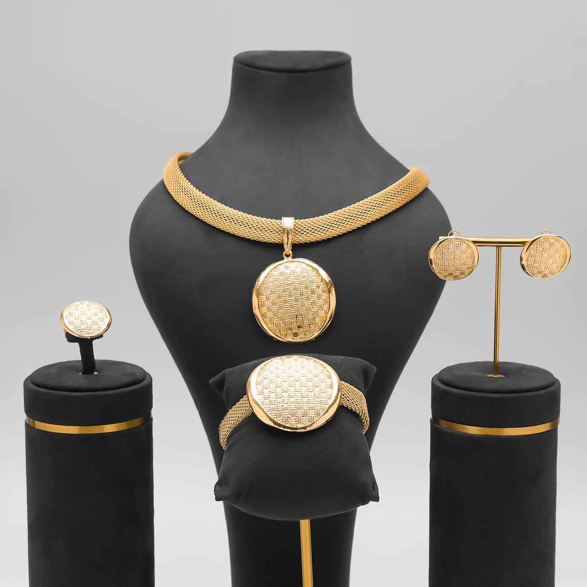 Bridal Round Jewelry Sets