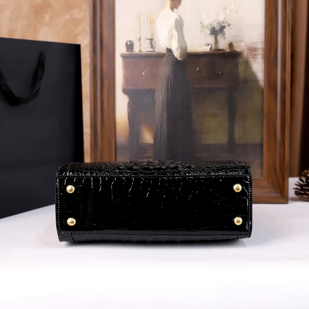Crocodile Patterned Middle Aged Bamboo Joint Handbag