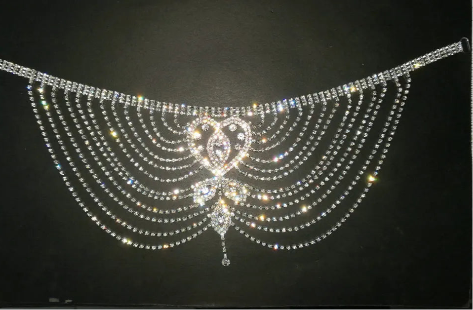 Crystal rhinestone bridal flapper headpiece with forehead and backside chain design