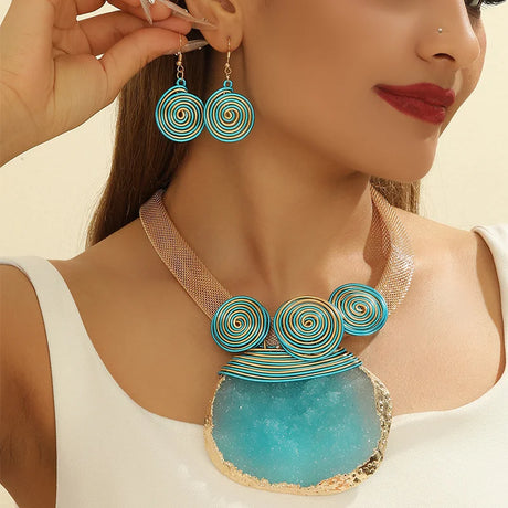 blue Crystal Rhinestone Aluminum Wire Necklace