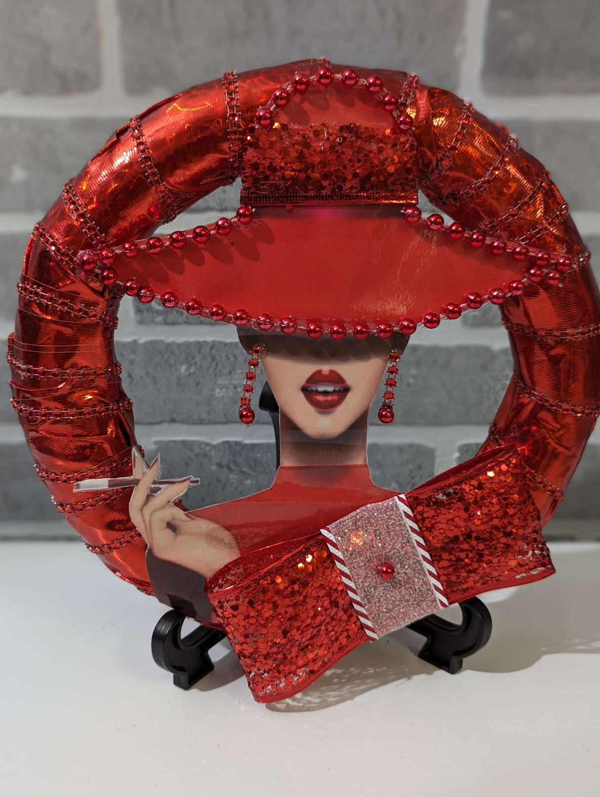 Custom Lady Red Wreath set on the table
