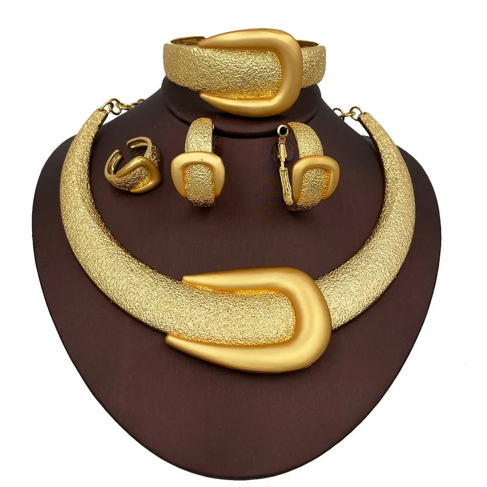 Exaggerate Wide Jewelry Set