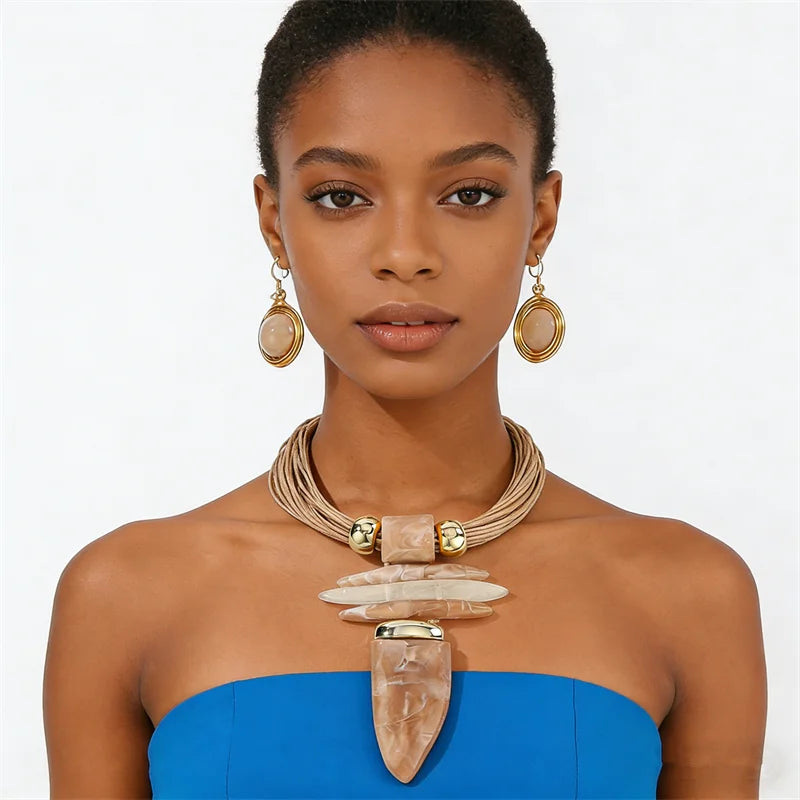 Model Using Exaggerated Resin Horn Pendant Bohemian Ethnic Jewelry
