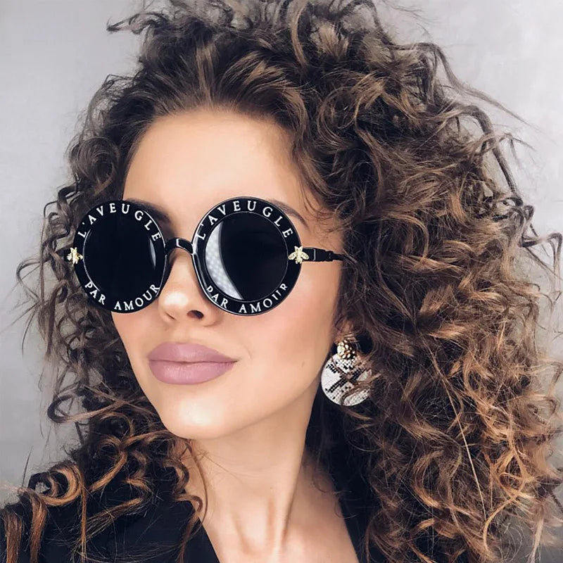 Model Using Fashion Alphabet Bee Round Women Sunglasses