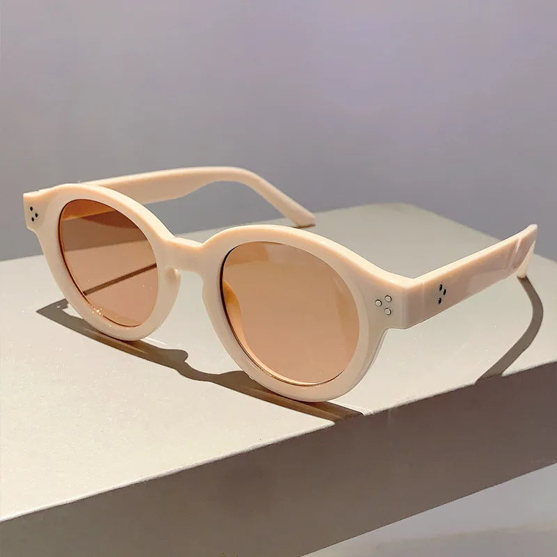 Beige Fashion Rivets Gradient Candy Color Sunglasses