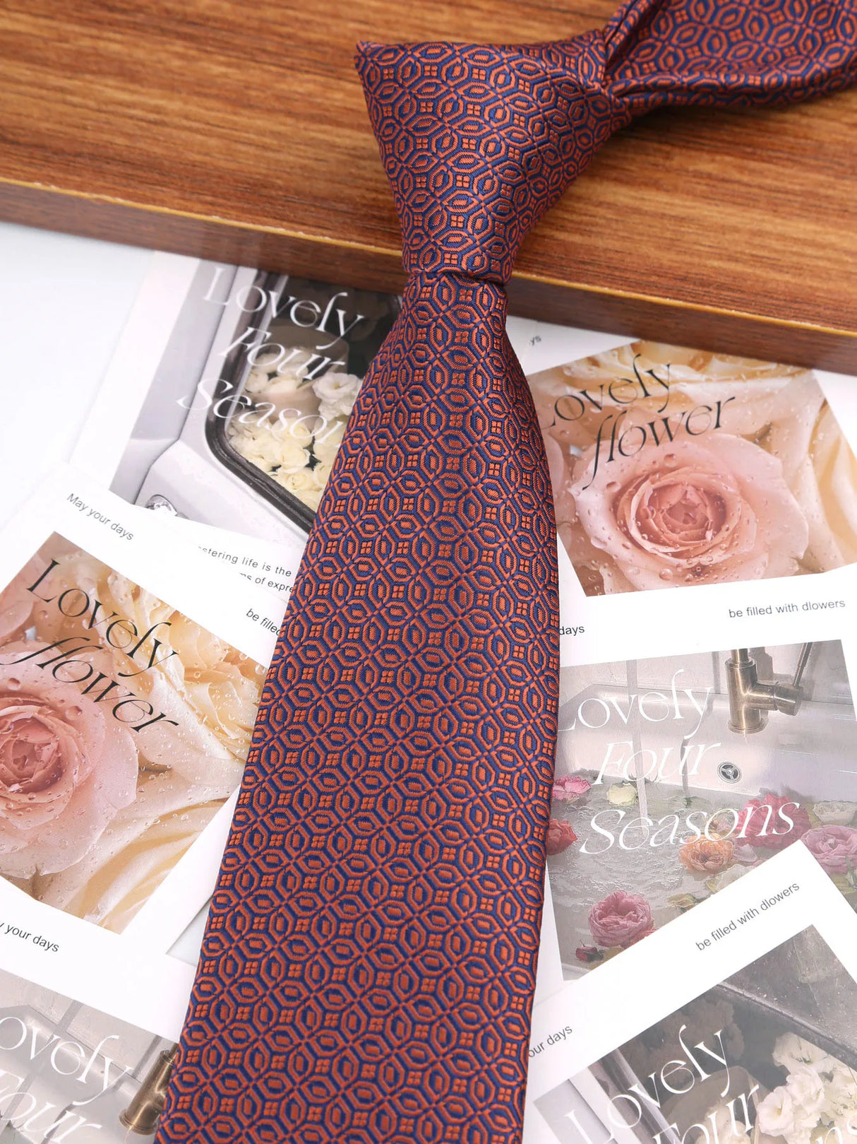 Red Floral Casual Wear Jacquard Suits Necktie