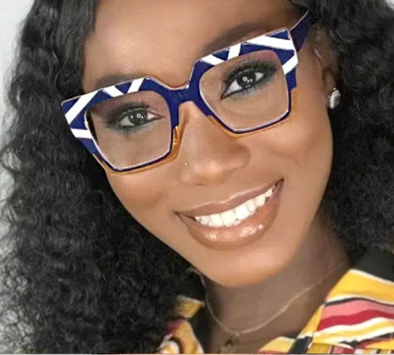 Model using Frame Anti Blue Blue Eyeglass