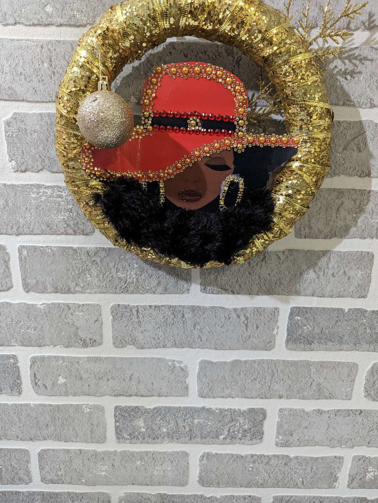hung in the wall Gold Orange Lady Wreath