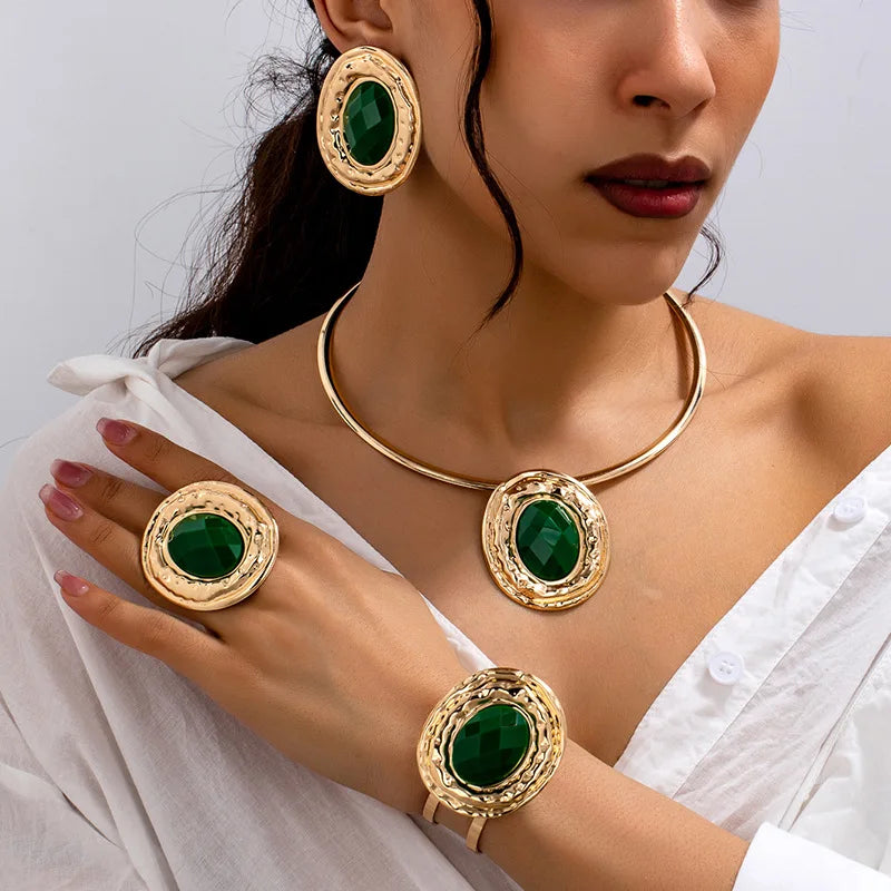 model using Green Gemstone Choker Necklace Set