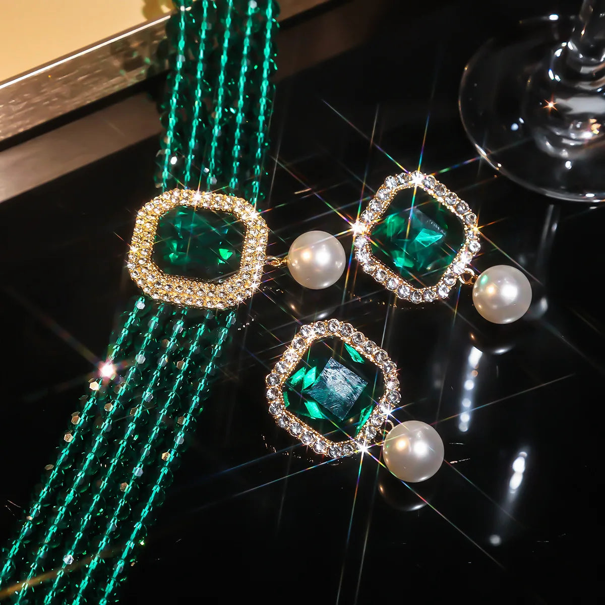 Green Geometric Square Pearl Earrings  Sets