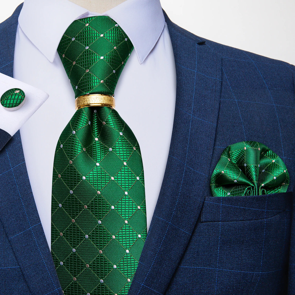 green diamond dot pattern tie set
