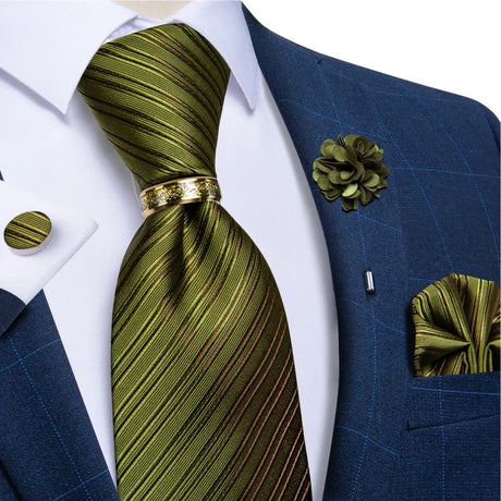 green line pattern tie set