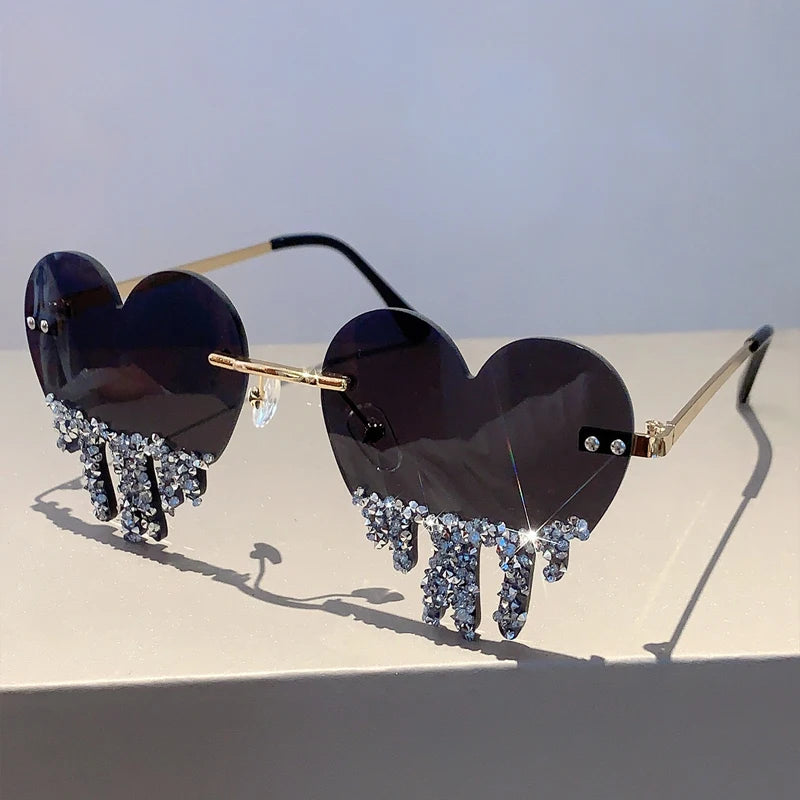 black Heart Shaped Rhinestones Sunglasses