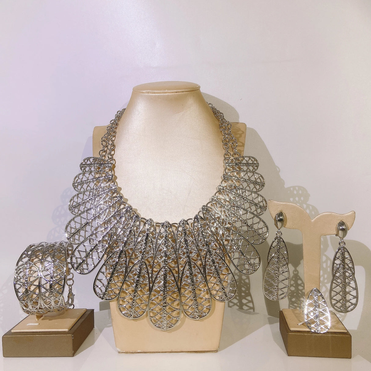 Italian Cutout Feather Design Jewelry Sets