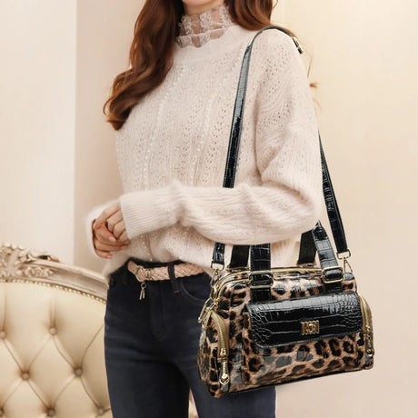 Model using Leopard Crossbody Bags Large Capacity