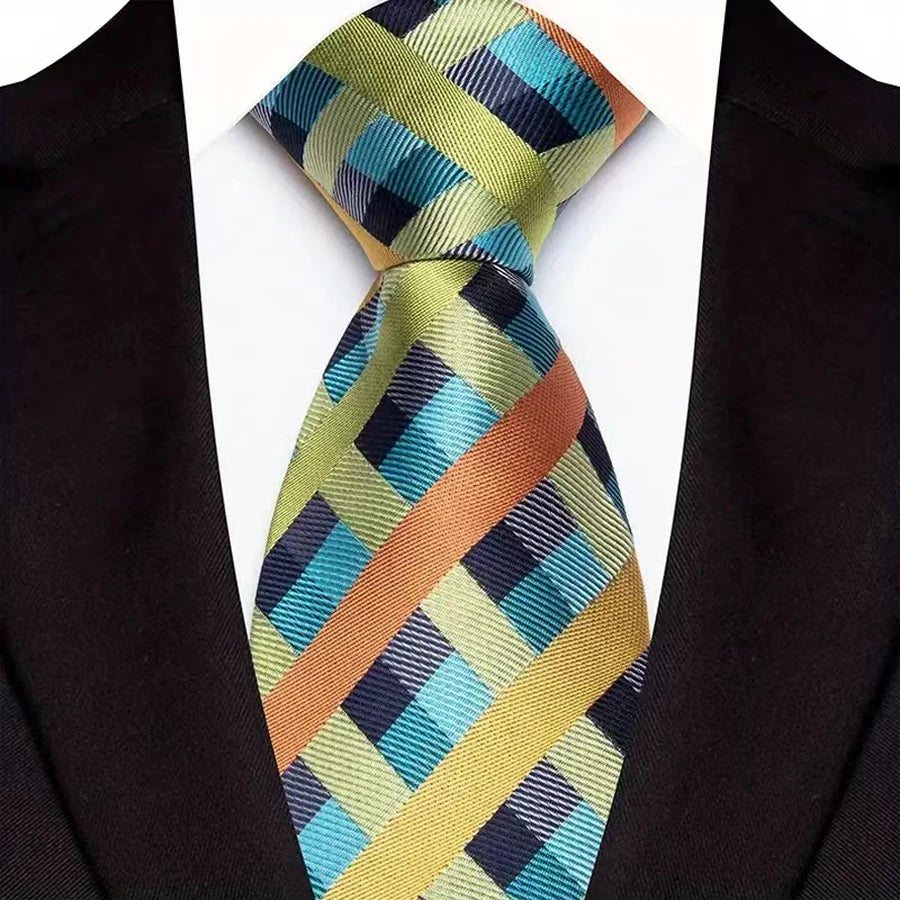 Luxury Green Color Floral Paisley Men's Ties