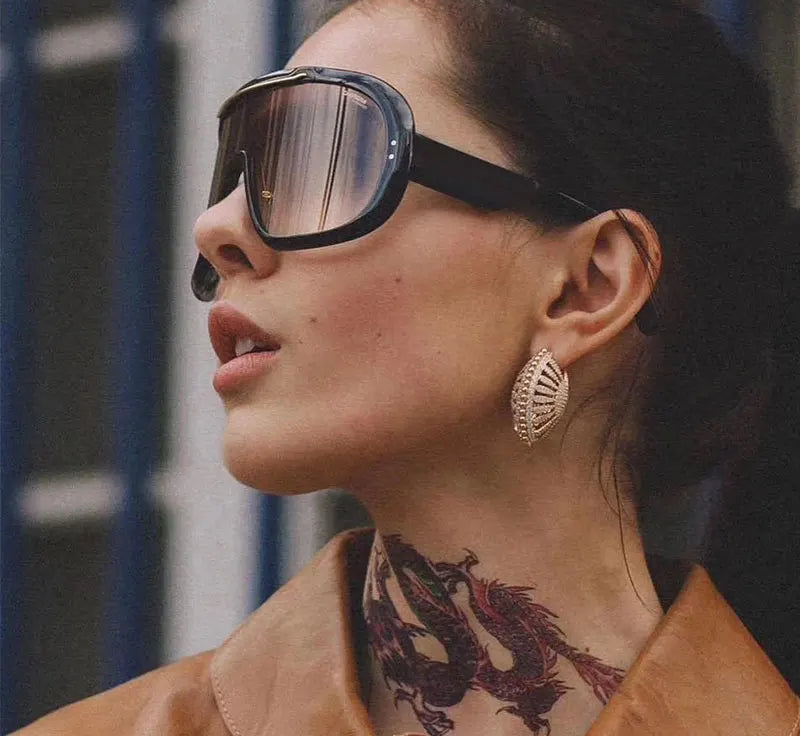 Model Using Oversized UV400 Goggle Sunglasses