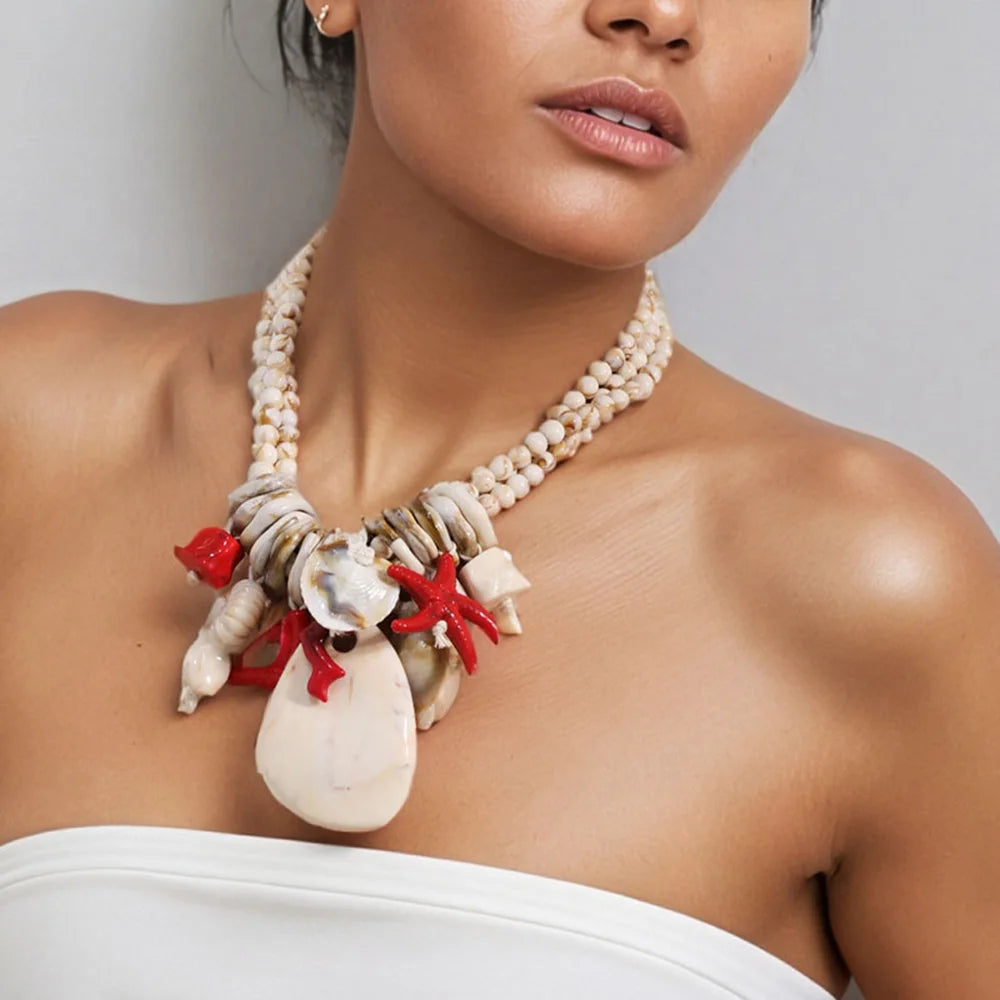 Model Using Retro Ethnic Starfish Style Necklace