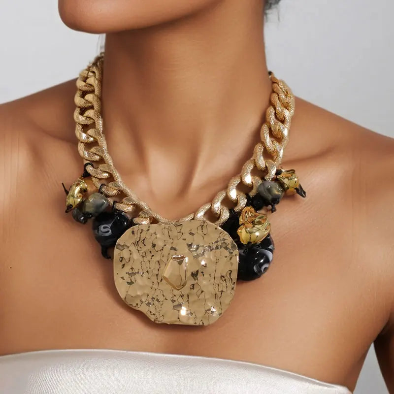 Model Using Retro Style Exaggerated Statement Gold Chain Necklace