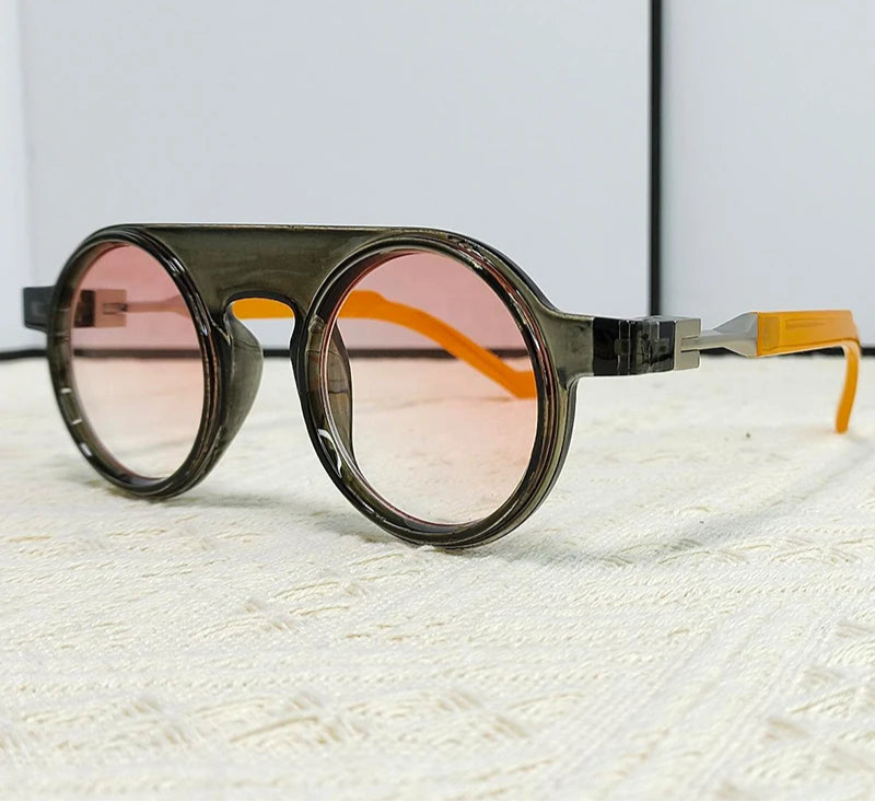 Round Punk Sunglasses transparent black frame, gradient pink lens