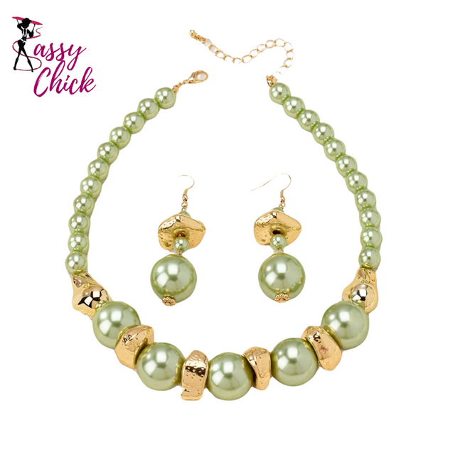 Royal Style High-Grade Green Imitation Pearl Jewelry Sassy Chick Logo