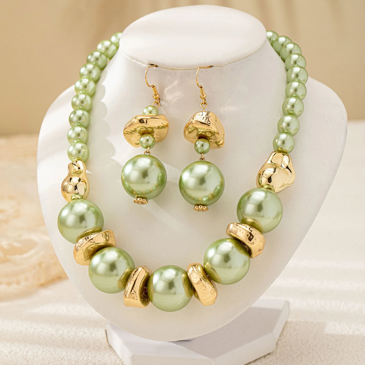 Royal Style High-Grade Green Imitation Pearl Jewelry