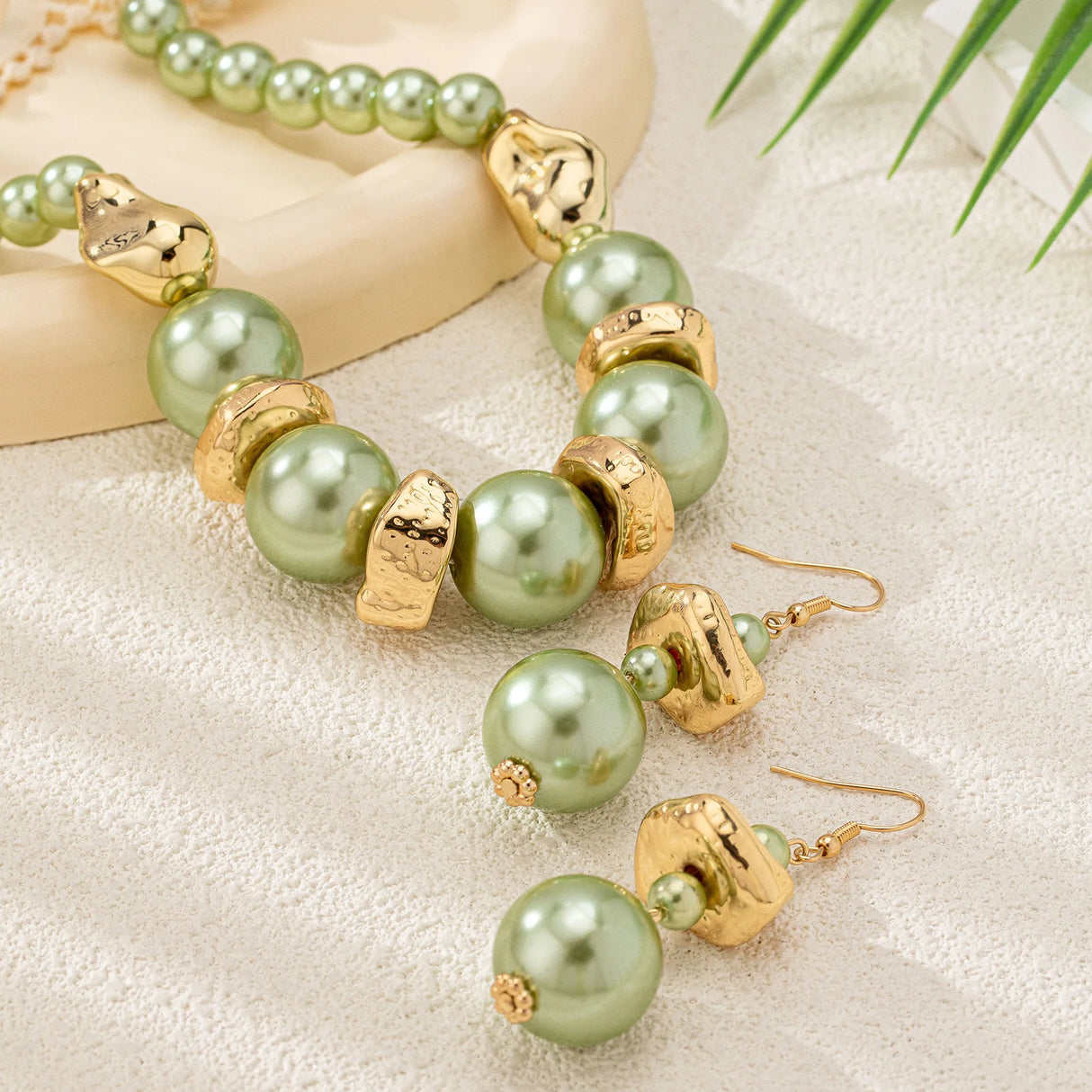 Royal Style High-Grade Green Imitation Pearl Jewelry