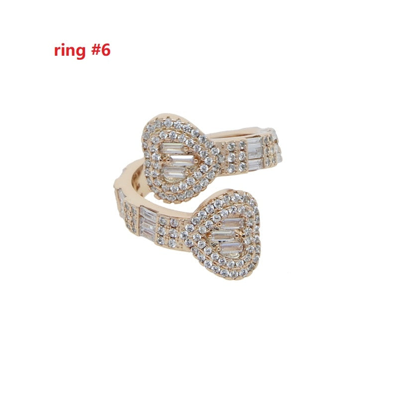 Dazzling Geometric Classic Heart-Shaped Bracelet