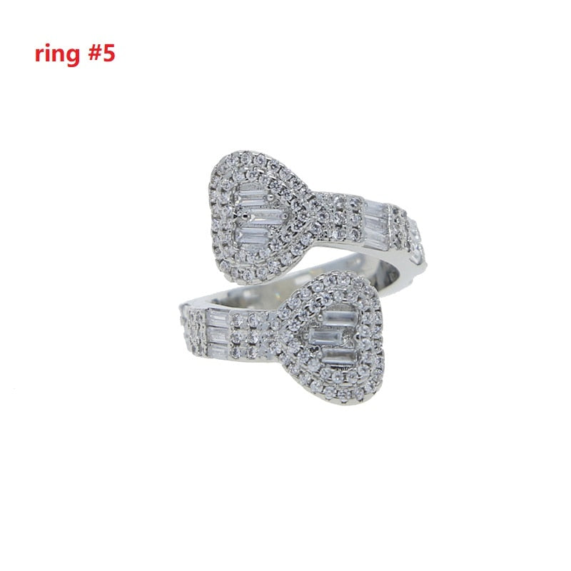 Dazzling Geometric Classic Heart-Shaped Bracelet