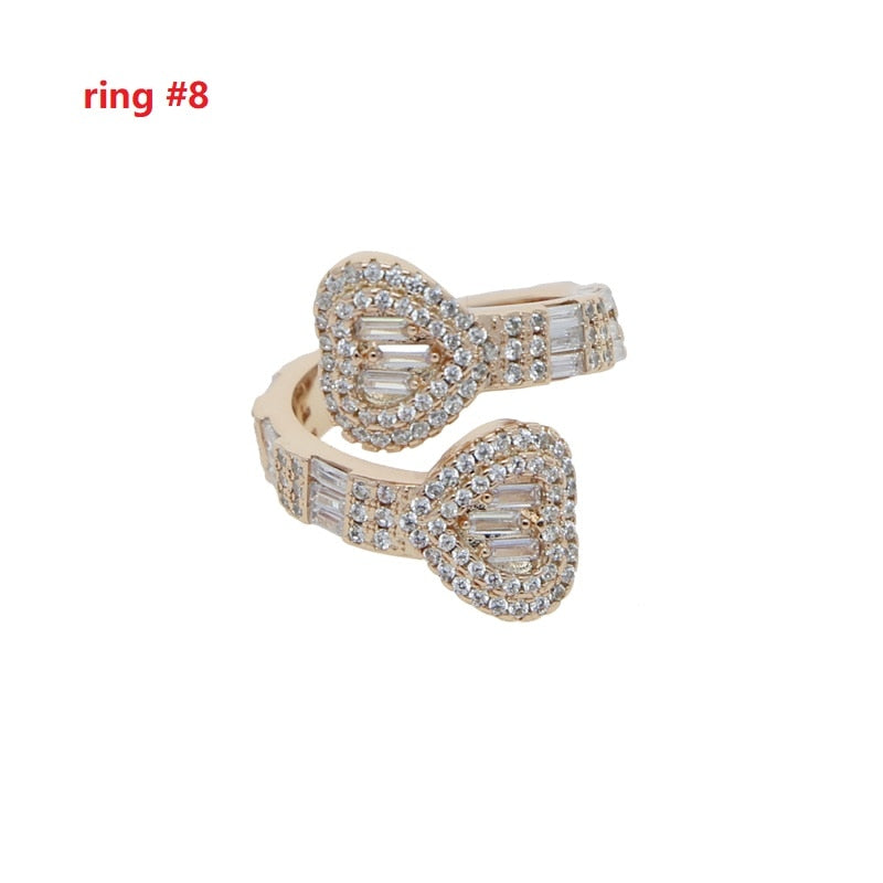 Dazzling Geometric Classic Heart-Shaped Bracelet