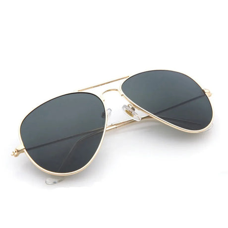 Classic Pilot Sunglasses