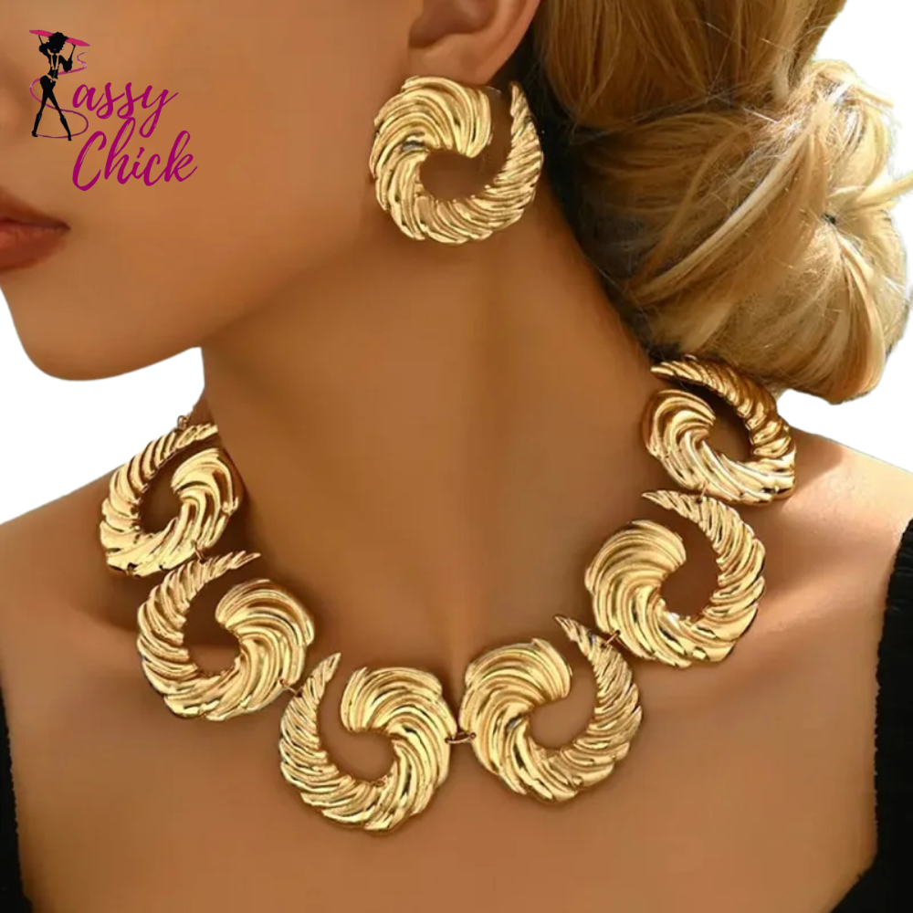 Spiral Vintage Pendant Chain Jewelry Set Sassy Chick Logo