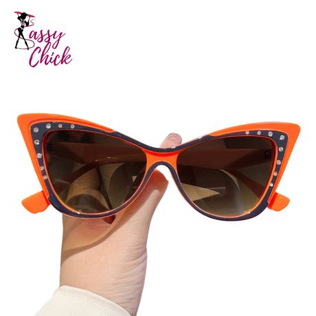 Travelling Cat Eye Gradient Sunglasses Sassy Chick Logo