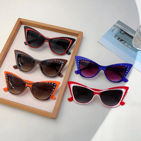 Collection of Travelling Cat Eye Gradient Sunglasses