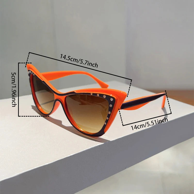 size of Travelling Cat Eye Gradient Sunglasses