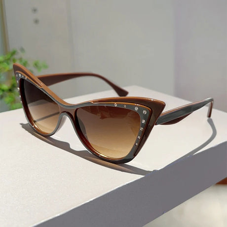 brown Travelling Cat Eye Gradient Sunglasses