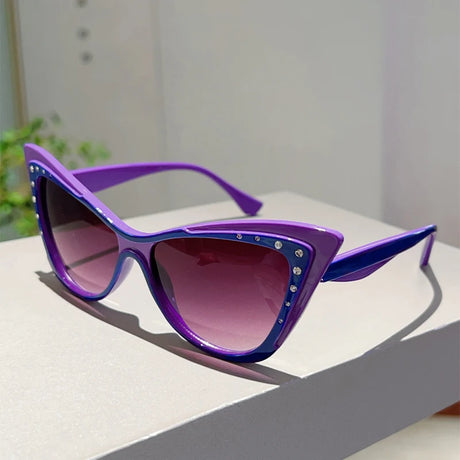Travelling Cat Eye Gradient Sunglasses