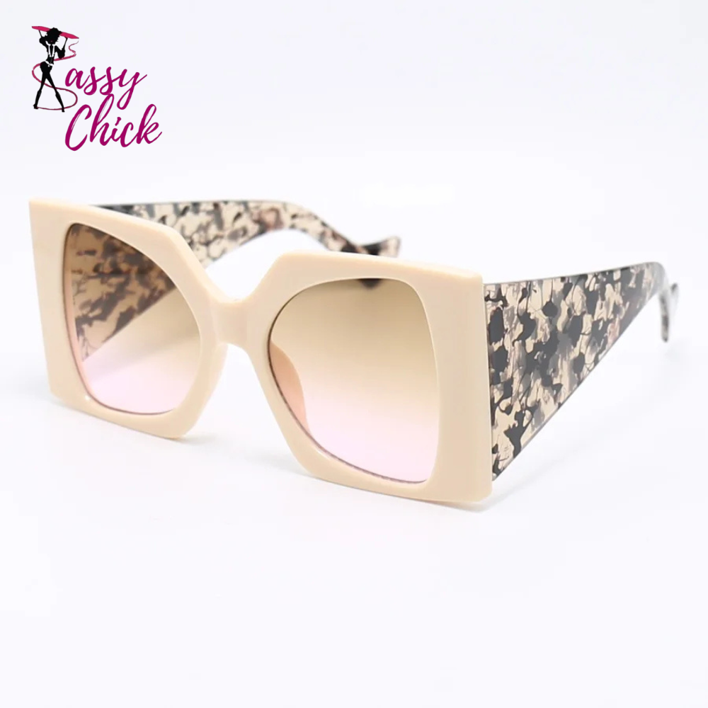 Versatile Stylish Casual Face-Shaping Women's Sunglasses Sassy Chick Logo