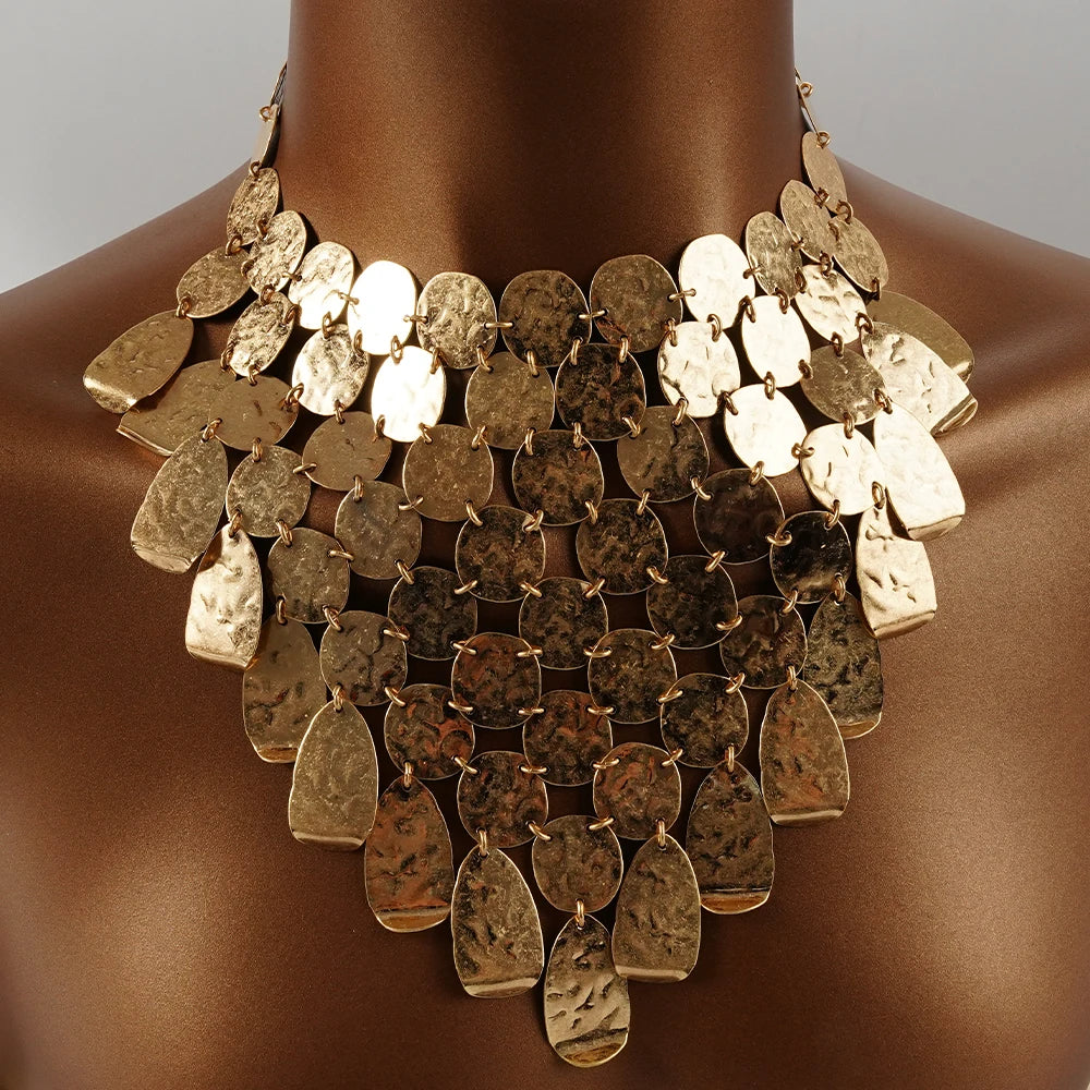 Gold Vintage Irregular Circular Necklace