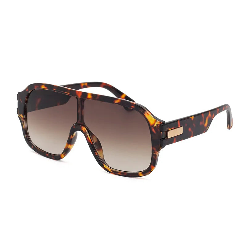 leopard frame, gradient black lens sunglasses