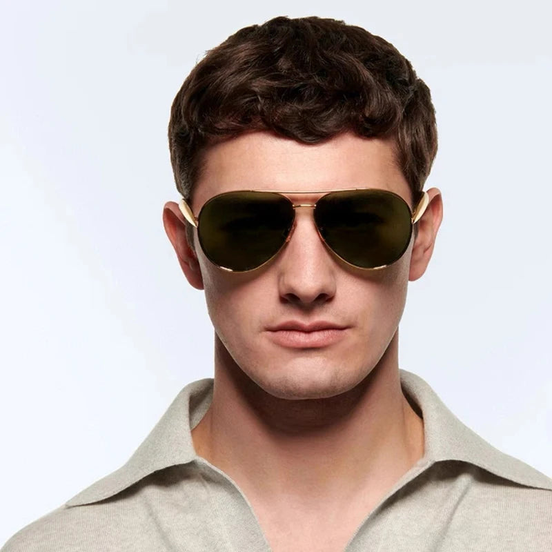 Vintage metal pilot sunglasses with UV400 lenses for men and women