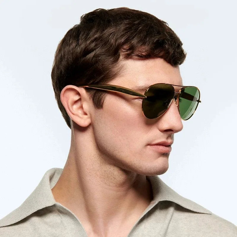Vintage metal pilot sunglasses with UV400 lenses for men and women