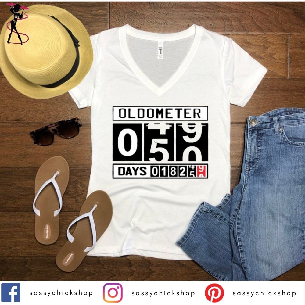 Oldometer V-Neck - Shop Sassy Chick