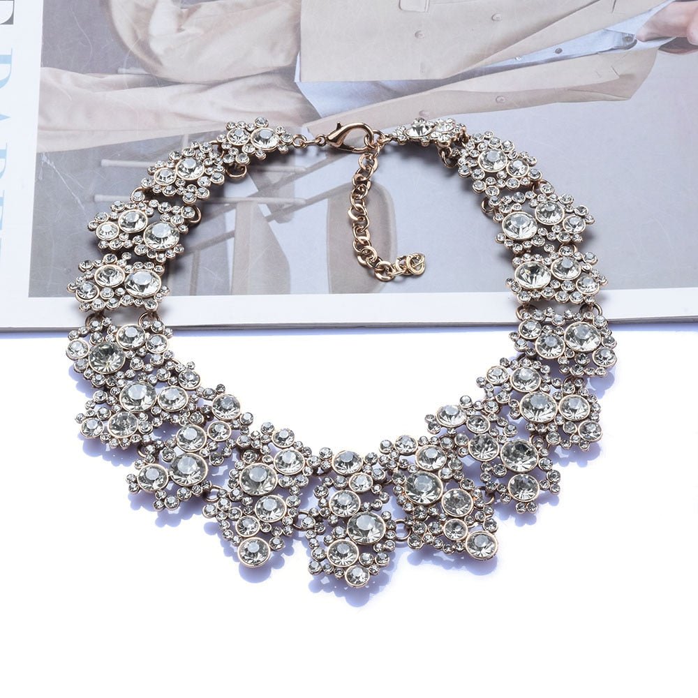 Crystal Rhinestone Pearls Necklace