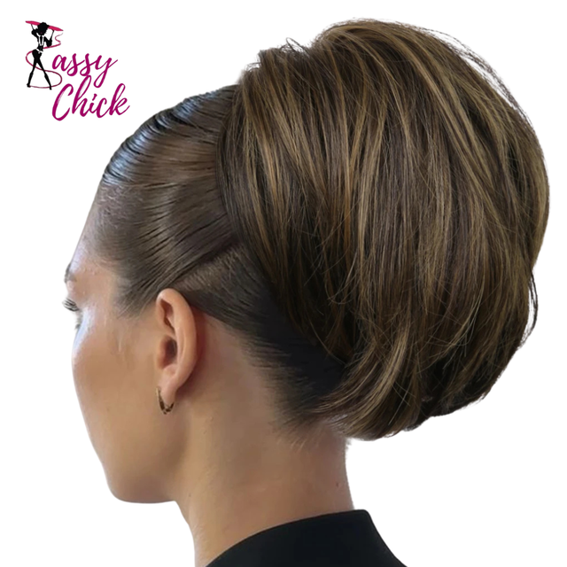 10" Short Multi Layered Straight Claw On Ponytail Clip Synthetic Wig Sassy Chick Logo