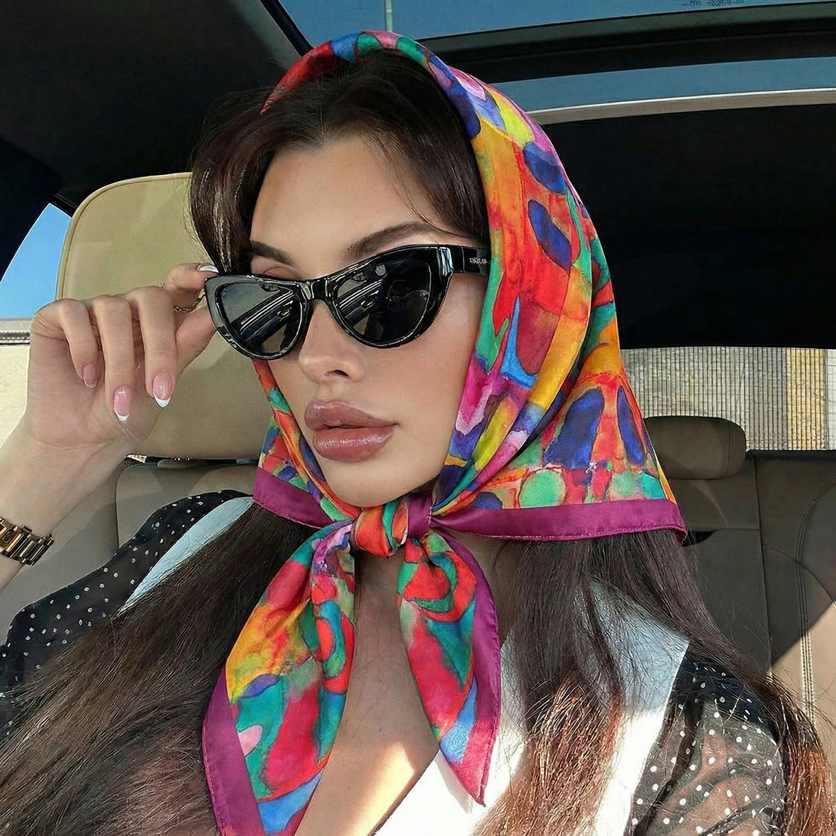Model Using 70cm Silk Luxury Printing Square Scarf