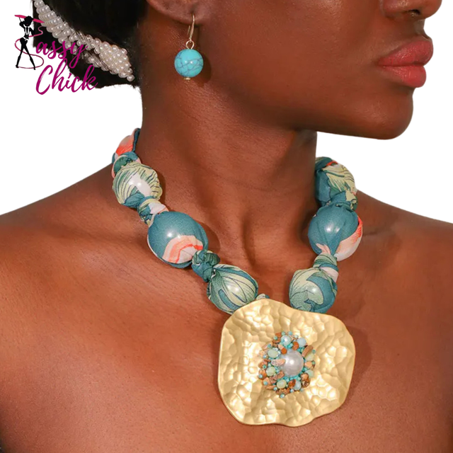 Beads Geometry Jewelry Sassy Chick Logo